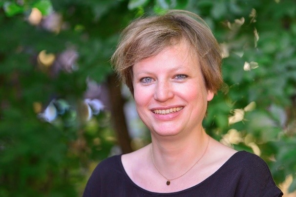 Dr. Henrike Rieken